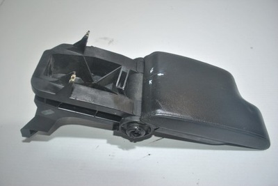 Підлокітник bmw e46 8213678 фото №1