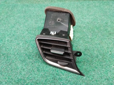 Решітка обдув 156088353 alfa romeo giulietta 2010- ліва оригінал європа фото №1