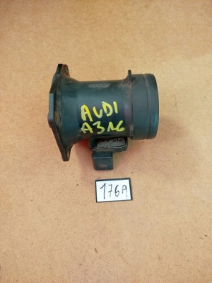 Audi a3 1.6 06a906461b расходомер воздуха оригинал фото №1