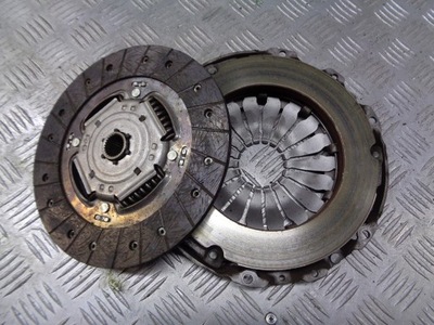 Притиск зчеплення з диск nissan note e11 1.5 dci фото №1