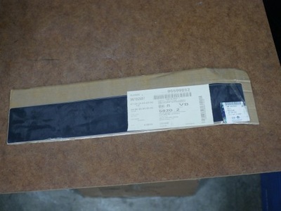 Opel grandland x пленка защитная порог перед 95599852 оригинальный номер фото №1