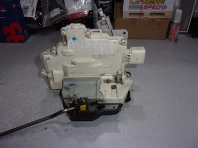 Замок двері audi a4 b7 правий перед 8e1837016aa фото №1