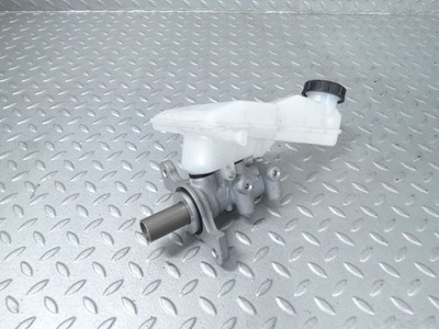 Насос тормозная citroen c4 iii e-c4 1643581380 фото №1