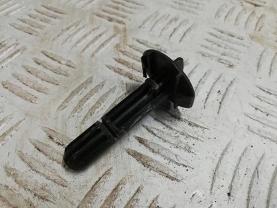 Renault captur штифт штифт радиатора фото №1