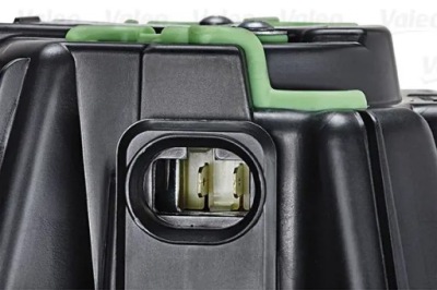 Повітродувка вентилятор обдув 715058 valeo dacia фото №1