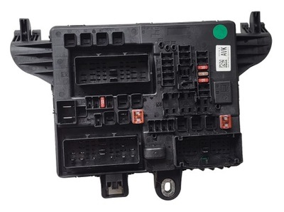 Коробка запобіжників opel insignia 544949969 фото №1