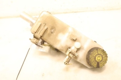 Насос тормозная toyota auris ii рестайлинг  1.6 17818 фото №1