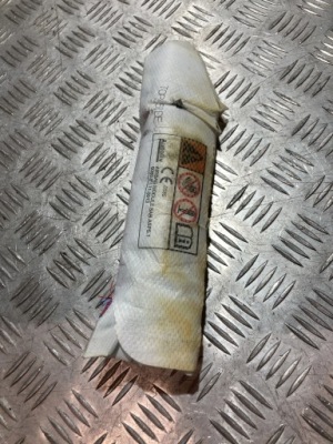 Подушка сидіння права suzuki swift mk8 17- фото №1