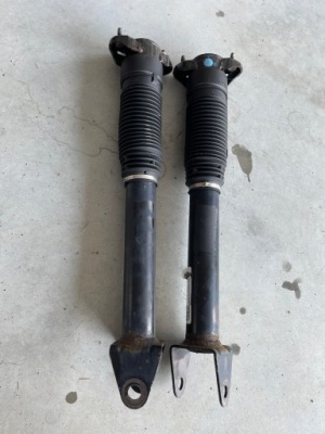 Амортизатор задний a2923260100 mercedes w292 gle фото №1