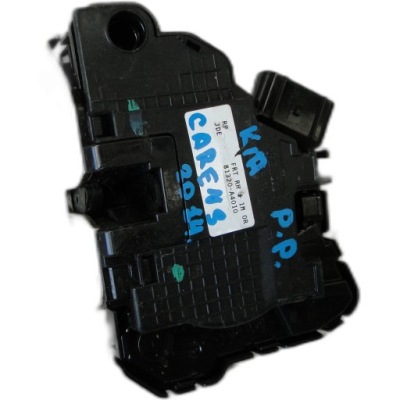 Замок двері правий перед kia carens iv 2014 81320-a4010 фото №1