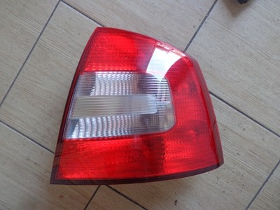 Octavia ii 10r. 5-двері h-b задня права лампа фото №1