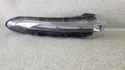 Hyundai bayon 2021 - правый led drl противотуманная фара d 9720 фото №1