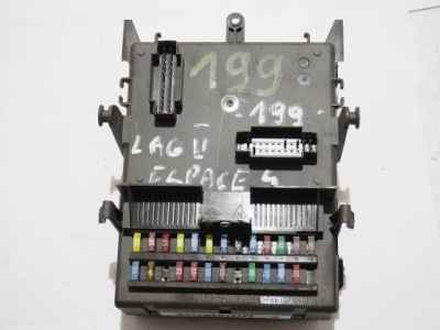 Espace 4 laguna коробка предохранителей 8200004201e фото №1