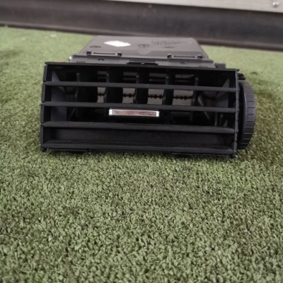 Ford c-max 1 решётка обдув панели консоли правый  3m51-r014l21-be фото №1