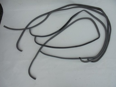 Прокладка двері перед задня ліва права mercedes w202 c-klasa sedan фото №1