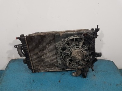 Opel zafira b 1.9 cdti 120 km комплект радиатор фото №1