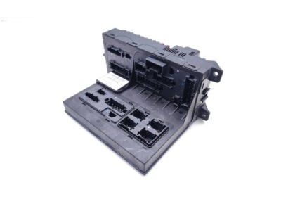 Mercedes-benz e-class рамка / модуль предохранителей e 270 t cdi дизель 2004 фото №1