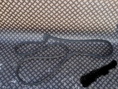 Lexus rx 300 350 400h прокладка права задня двері фото №1