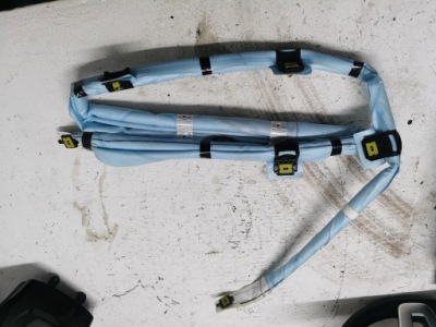 Шторка безпеки подушка безпеки права mercedes a-klasa w177 18- eu фото №1