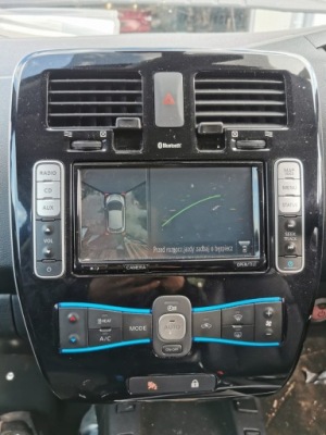 Навигация заводская gps nissan leaf 1 i ze0 pod камера фото №1