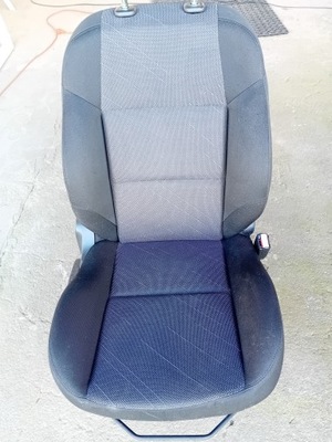 Сиденье правый mazda 3 bl sedan eu фото №1