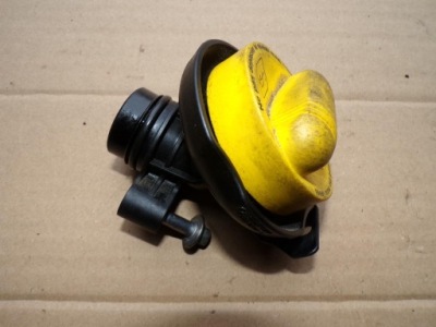 Кришка оливи заливна горловина renault captur 1.3 tce 152595200r фото №1