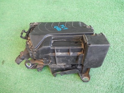 Коробка запобіжників infiniti q30 1.5 d фото №1