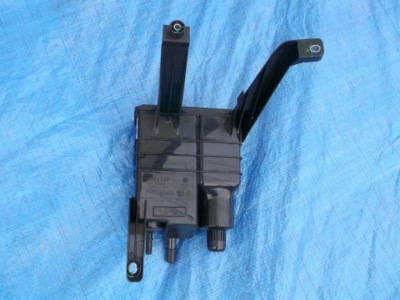 Vw touareg 7p корпус фильтра 7p0201801j фото №1