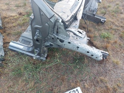 Mercedes w246 четверть правая перед передняя фото №1