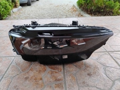 Лампа права matrix citroen ds7 crossback lift 2022-2026 9855414980 фото №1