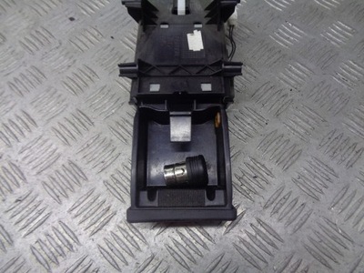 Попільничка nissan primera p12 фото №1