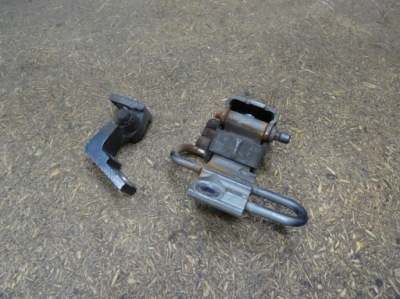 Audi tt 8j петли дверь правое правых комплект 8j0831412 фото №1