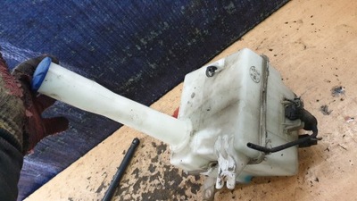 Hyundai sonata 04-09 бачок омывателя фото №1