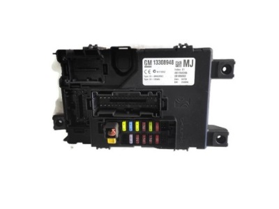 Opel corsa d 09r коробка запобіжників 13308948mj фото №1