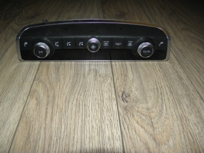 Панель кондиционера audi s3 a3 8v 8v0820043d фото №1