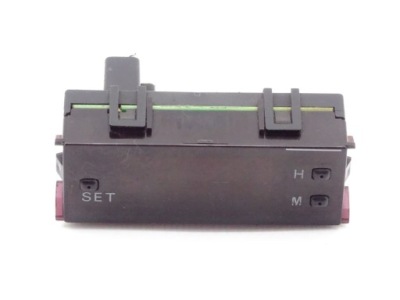 Mitsubishi pajero ii 91-99 приборная панель часы фото №1