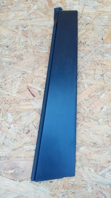 Toyota corolla cross молдинг дверь левый задняя фото №1