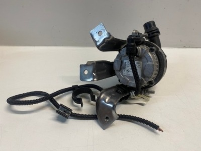 Bmw g30 g11 дополнительная помпа воды 2399202 # фото №1