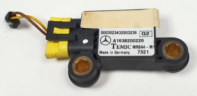 Датчик ударный mercedes ml w163 фото №1