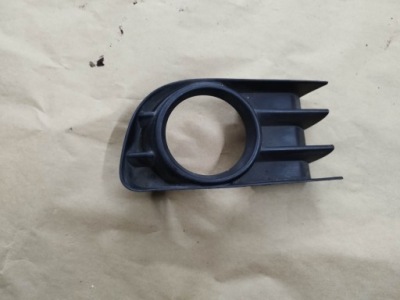 Решётка бампера противотуманной фары левая renault megane 2 8200115117 фото №1