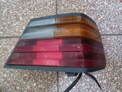 Лампа правая задняя 0153373 mercedes w124 фото №1