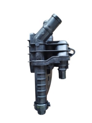 Корпус термостата citroen peugeot 9684588980 фото №1