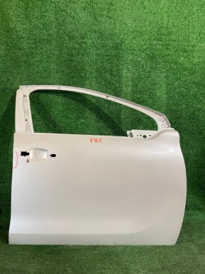 Дверь передние правое peugeot 208 13- nr.787 фото №1