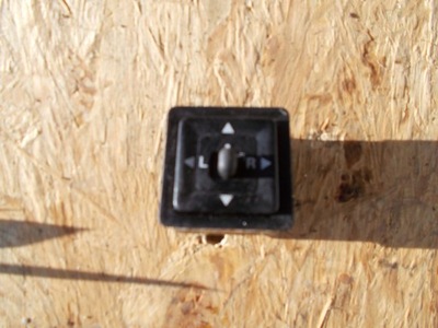 Перемикач регулювання дзеркал lancer vi фото №1