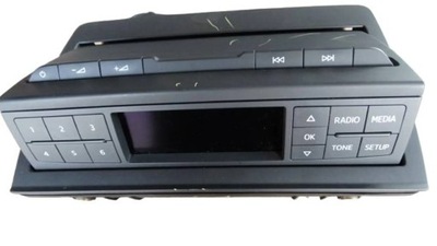 Радіо 8v0857285b audi a3 фото №1