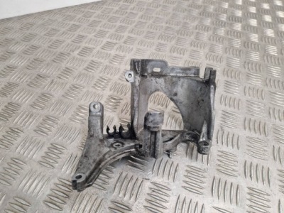 Citroen jumpy 2017 кронштейн фільтра пального фото №1