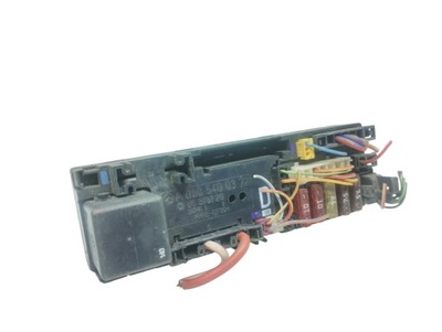 Mercedes w203 коробка запобіжників a0005400372 фото №1