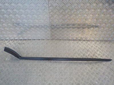 Volvo xc40 ii молдинг защита стекло лобовое левая фото №1