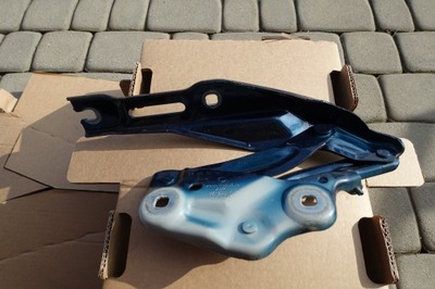 Skoda scala петля капот правий 654823302 lw5q фото №1