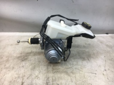 Volvo xc40 xc60 насос гальмівна 32281728 фото №1